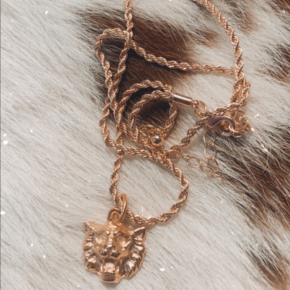 hand made tiger necklace